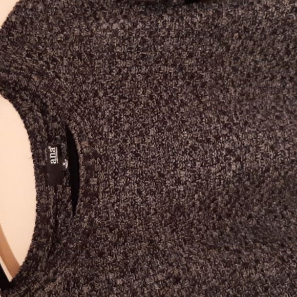 A.n.a  Black Light Weight Sweater Size Med - Picture 3 of 6